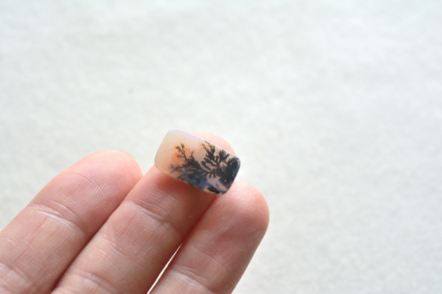 デンドリティックアゲート【21】ルース・カボション　（16.5×10mm）