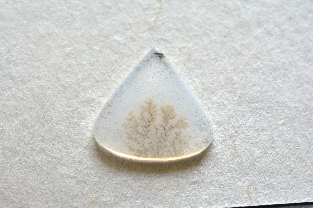 デンドリティックアゲート【25】ルース・カボション　（17.5×18mm）