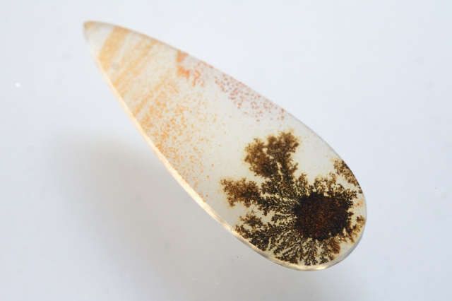 デンドリティックアゲート【26】ルース・カボション　（27.5×10mm）