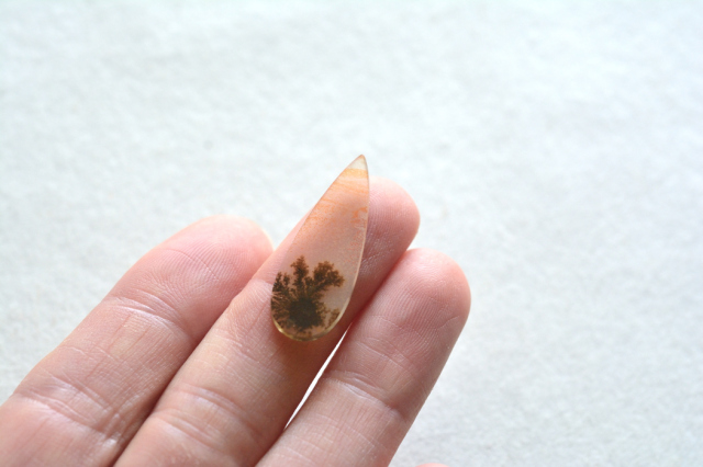 デンドリティックアゲート【26】ルース・カボション　（27.5×10mm）