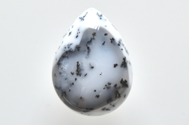 デンドライトオパール【13】ルース・カボション（16×12mm）