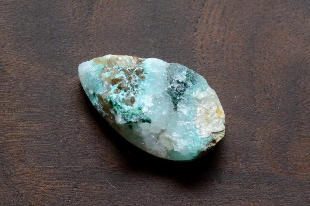 ジェムシリカ・ドゥルージー【13】　天然石ルース・カボション　（27×15.5mm）