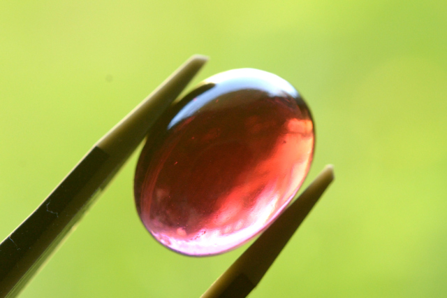 ガーネット【12】ルース・カボション（16×12mm）1石