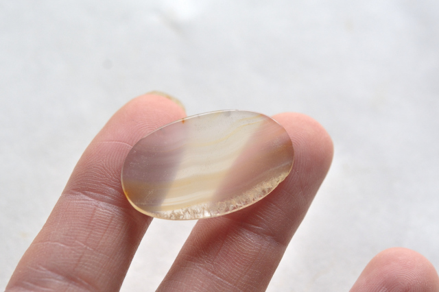 イリスアゲート【2】ルース・カボション（29×17.5mm）