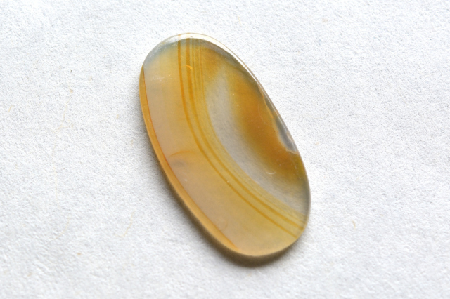 B8アイリスアゲート セミオーダー イリスアゲート（レインボーアゲート）【6】ルース・カボション（30.5