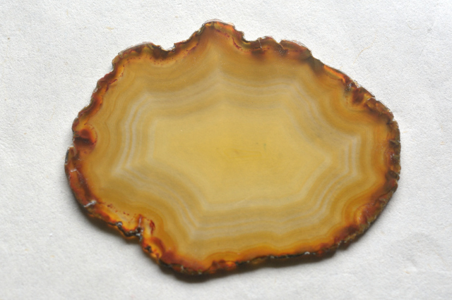 イリスアゲート【20】ルース・カボション（68×54mm）