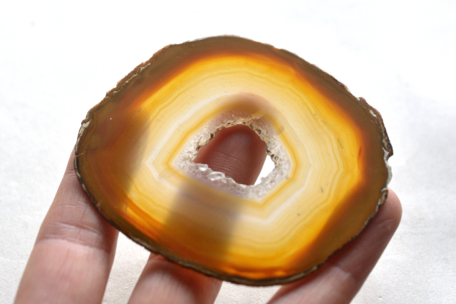 イリスアゲート【21】ルース・カボション（68.5×57.5mm）