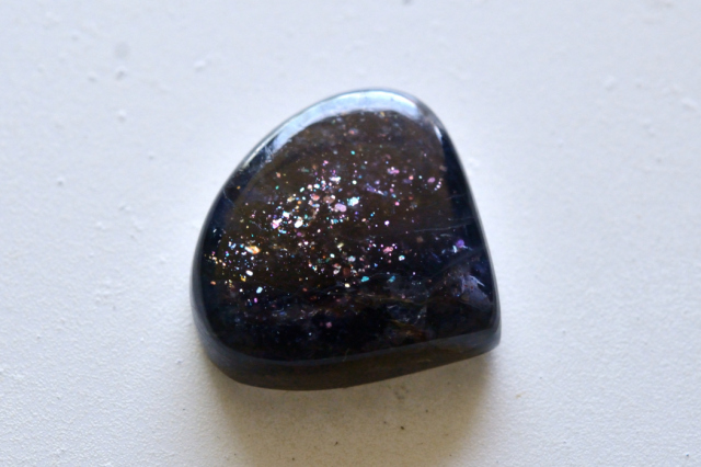 アイオライトサンストーン【32】ルース・カボション（×ｍm）