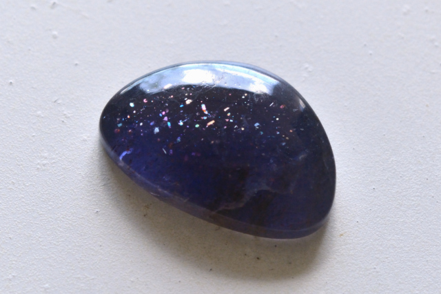 アイオライトサンストーン【40】ルース・カボション（×ｍm）