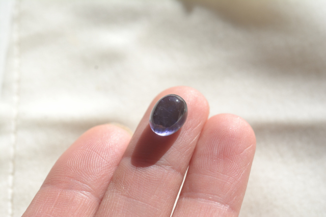 アイオライト【44】ルース・カボション（10×7.5ｍｍ）