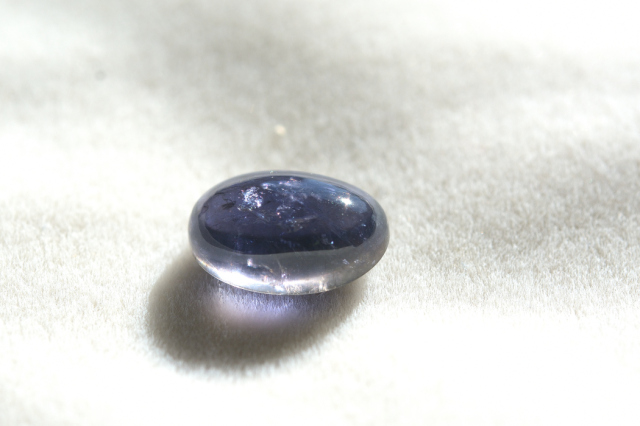 アイオライト【47】ルース・カボション（11×7.5ｍｍ）