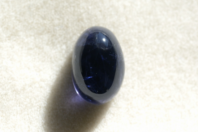 アイオライト【48】ルース・カボション（11×7.5ｍｍ）