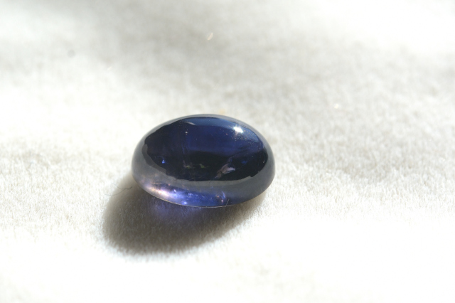 アイオライト【50】ルース・カボション（11×7.5ｍｍ）