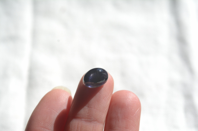 アイオライト【52】ルース・カボション（10.5×7.5ｍｍ）