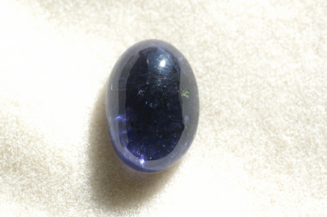 アイオライト【56】ルース・カボション（11×8ｍｍ）