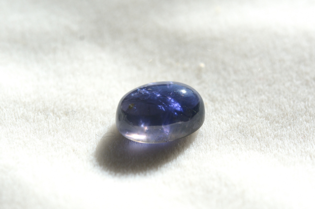アイオライト【58】ルース・カボション（10×7.5ｍｍ）