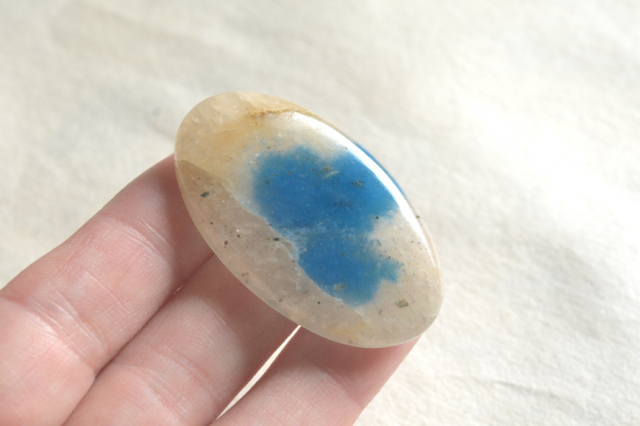 K2アズライトシリカ【34】ルース・カボション　（43×25.5mm）