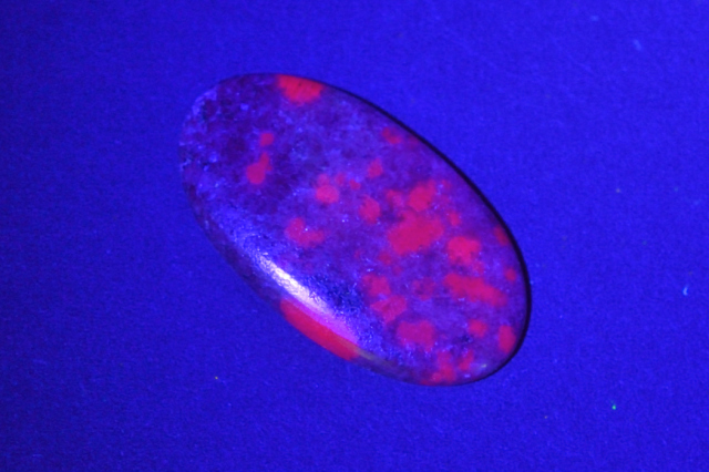 ルビーinカイヤナイト【12】ルース・カボション（28×15.5mm）