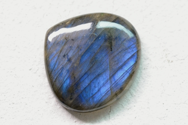 ラブラドライト【79】天然石ルース・カボション（28×30.5mm）