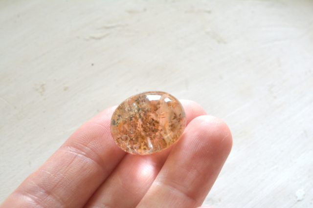 ガーデンクォーツ【32】　ルース・カボション（20×16.5mm）