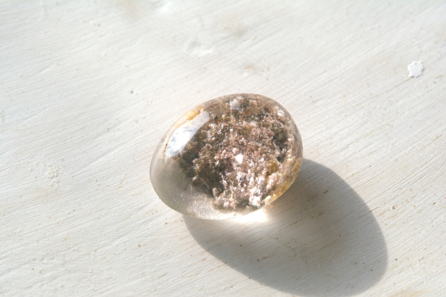 ガーデンクォーツ【34】　ルース・カボション（25×20.5mm）