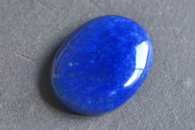 ラピスラズリ【10】　ルース・カボション（21.5×16.5mm）