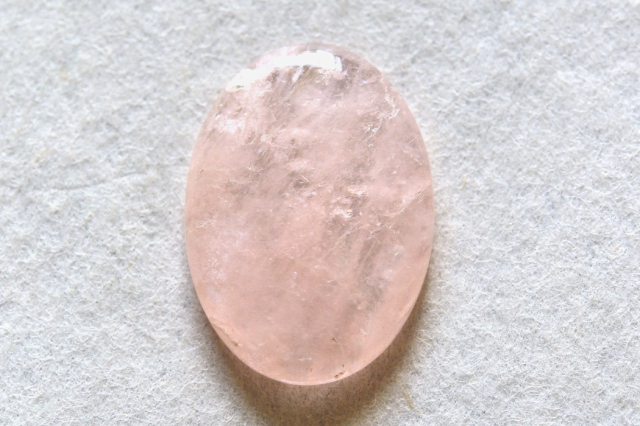 モルガナイト【11】ルース・カボション（18×13mm）