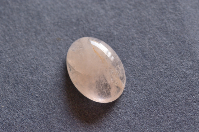 モルガナイト【13】ルース・カボション（18×13mm）