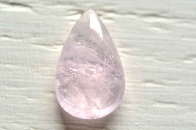 モルガナイト【19】ルース・カボション（18×11mm）