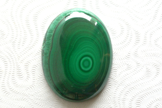 マラカイト【8】ルース・カボション　（32.5×25mm）