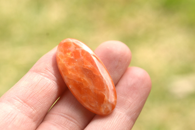 オレンジカルサイト【1】ルース・カボション（32.5×16mm）