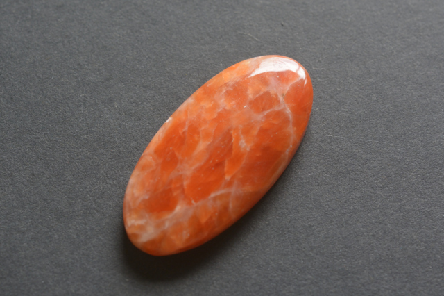オレンジカルサイト【1】ルース・カボション（32.5×16mm）