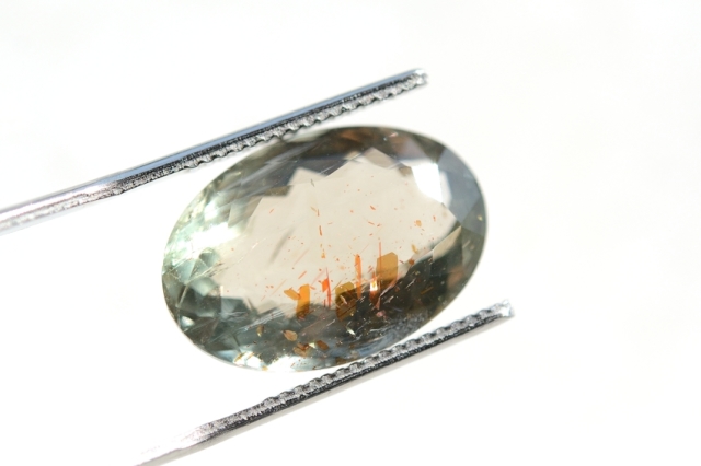 オレゴンサンストーン【17】天然石ルース・カボション　（17.5×12mm）