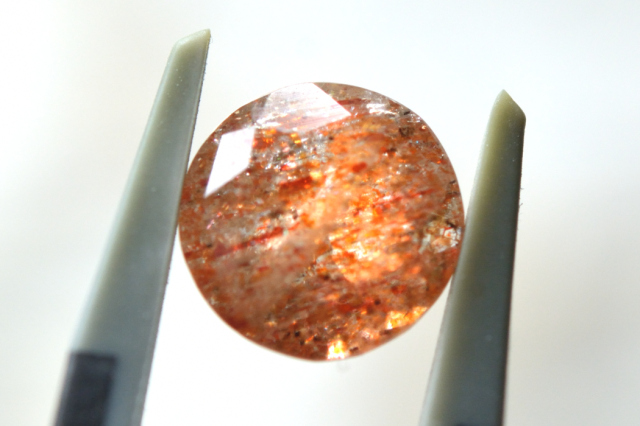 オレゴンサンストーン【21】ルース・カボション　（8.5×8.5mm）