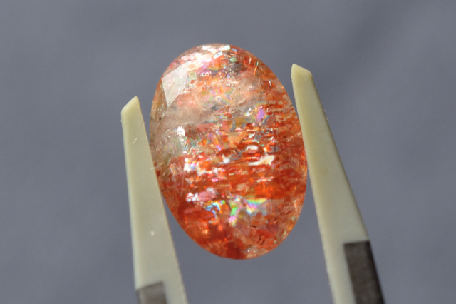 オレゴンサンストーン【25】ルース・カボション　（12.5×8.5mm）