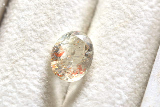オレゴンサンストーン【27】ルース・カボション　（10.5×8.5mm）