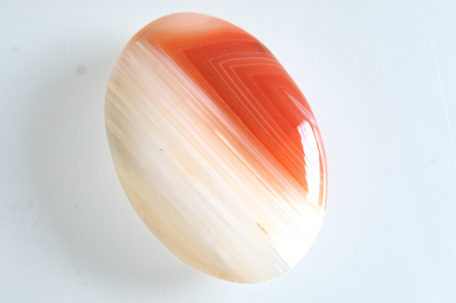 サードオニキス（紅縞瑪瑙）【20】ルース・カボション（33.5×24mm）