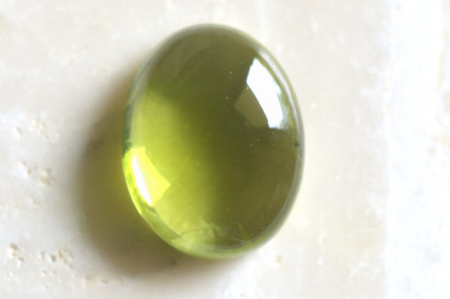 ペリドット【2】天然石ルース・カボション