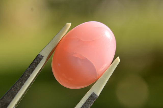 ピンクオパール【4】ルース・カボション（18×13mm）