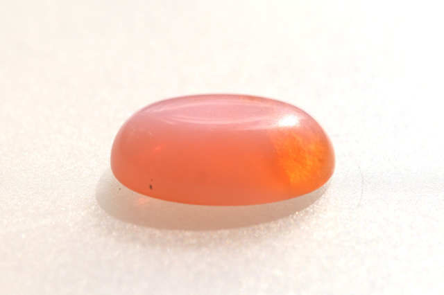 ピンクオパール【7】ルース・カボション（18×13mm）