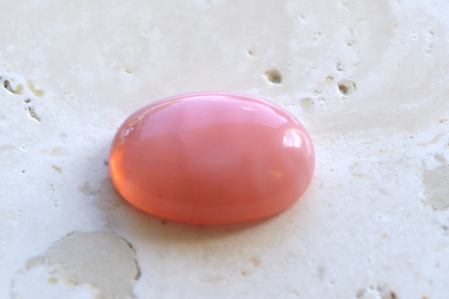 ピンクオパール【10】ルース・カボション（17×13mm）