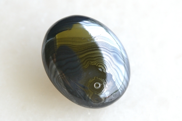 サイロメレーン【15】天然石ルース・カボション（25.5×21mm）