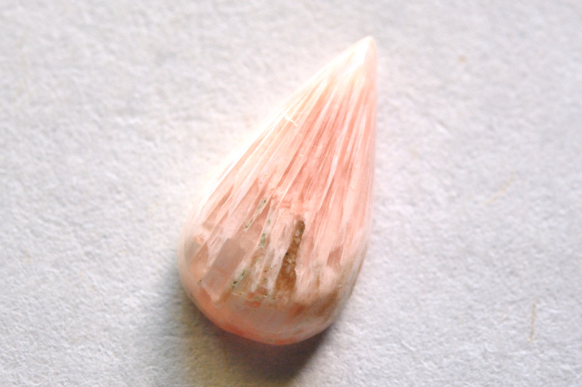 ピンクスコレサイト【9】ルース・カボション（25.5×14mm）