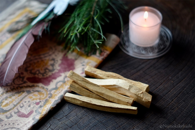 パロサント・香木5本セット（フェアトレード認証）