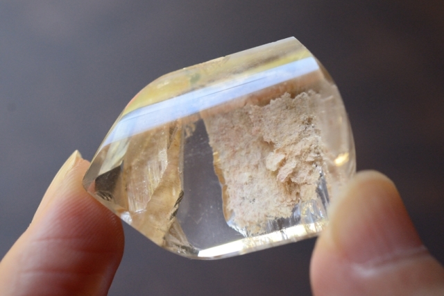 クォーツインクォーツ（貫入水晶）【11】天然石ルース・カボション（32×24mm）