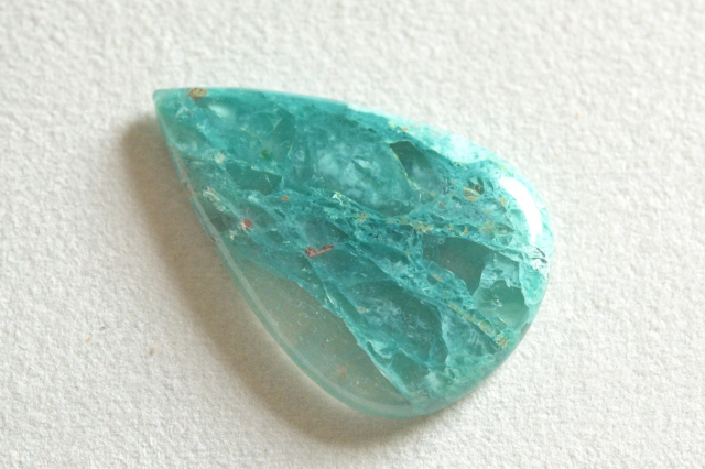 クォンタムクアトロシリカ【37】ルース・カボション（35.5×23.5mm）