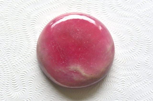 ルビー【2】天然石ルース・カボション（23.5×23.5mm）