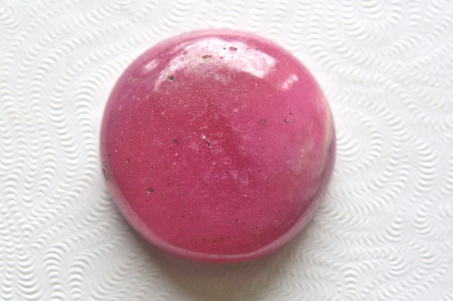 ルビー【3】天然石ルース・カボション（24×24mm）