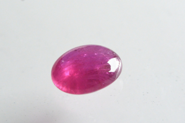 ルビー【14】天然石ルース・カボション（12×10mm）