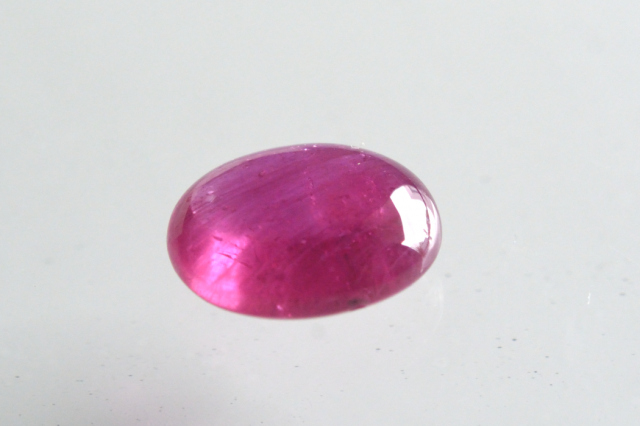 ルビー【14】天然石ルース・カボション（12×10mm）